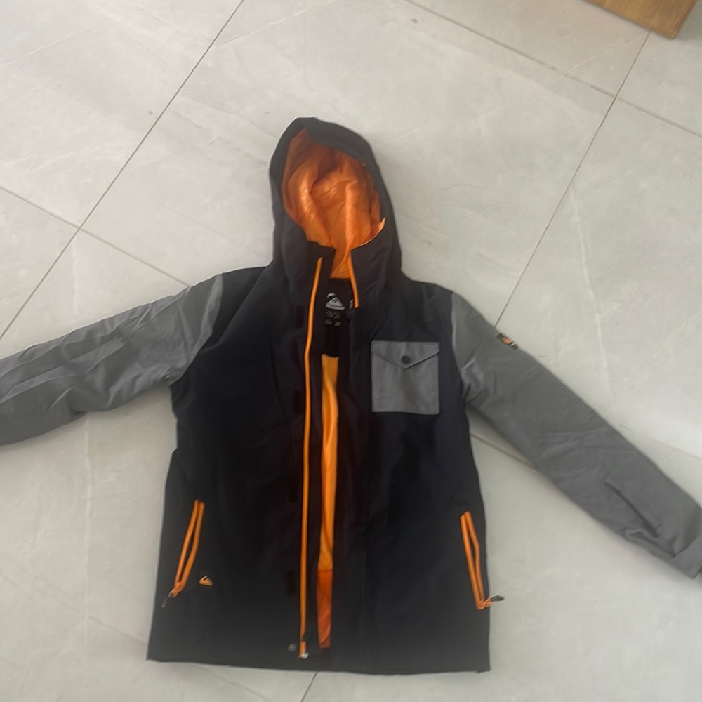 Snowboard or ski jacket! Used once!